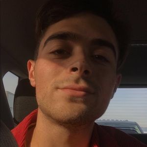 Meet your Posher, Maxwell